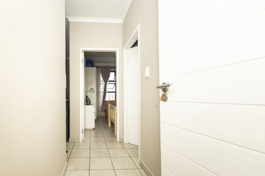 2 Bedroom Property for Sale in Parklands North Western Cape